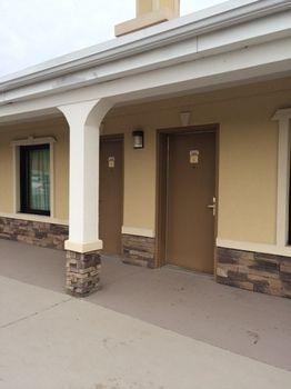 Whitehouse Motel Richmond South Bellwood 外观 照片